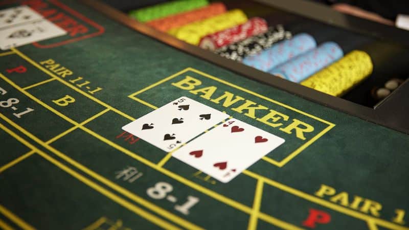 Khoảnh khắc tham gia chơi Baccarat online trên 86Bet, bạn sẽ nhận thấy sự tiện lợi ngay lập tức