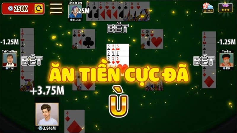Trò chơi Phỏm tá lả đã có từ rất lâu tại Việt Nam và là một phần của văn hoá bài bạc truyền thống